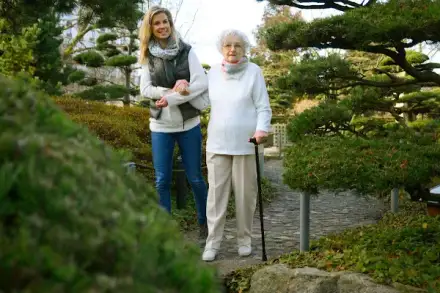Foto von 24 Stunden Pflege - Pflege zu Hause Küffel