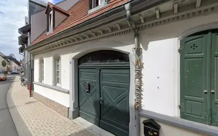 Foto von Helfer mit Herz